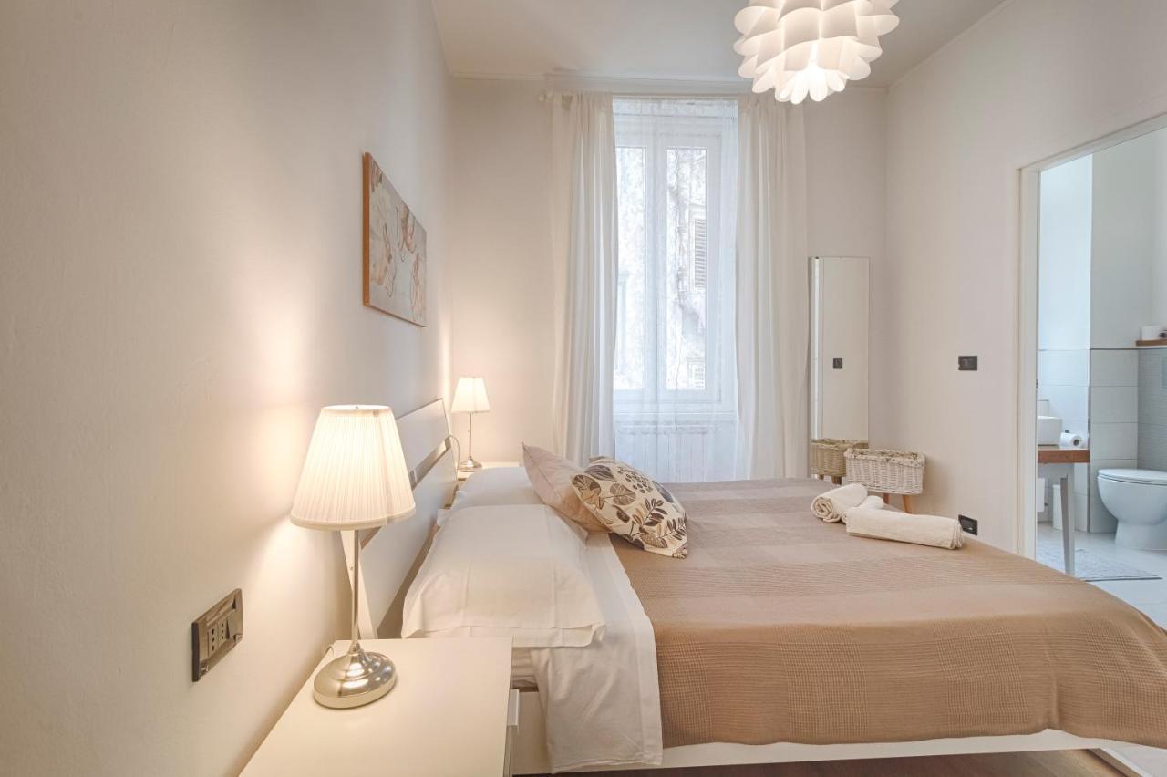 Mihaela Apartment - Charme Near The Station Триест Экстерьер фото